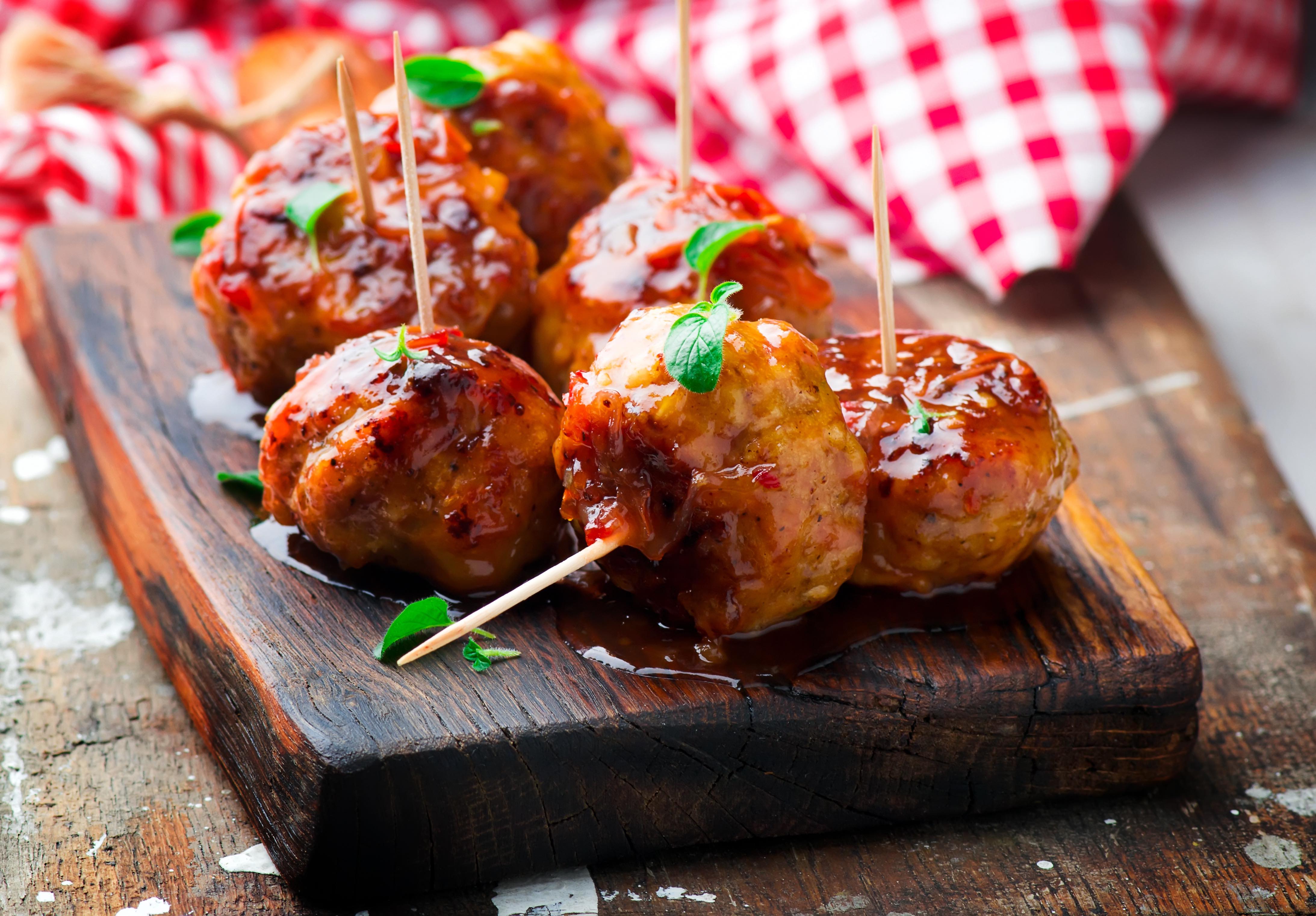 Vegan Cocktail “Meatballs”